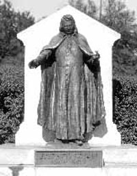 Statue of Father Ryan